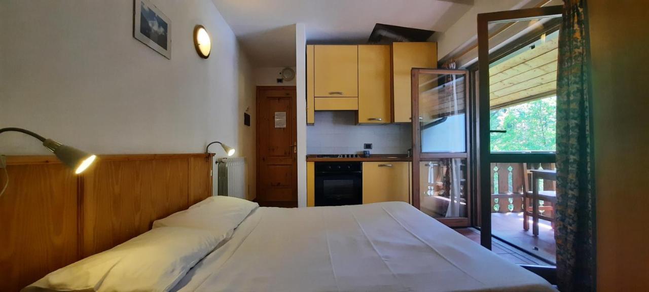 Aparthotel Weissthor 3*