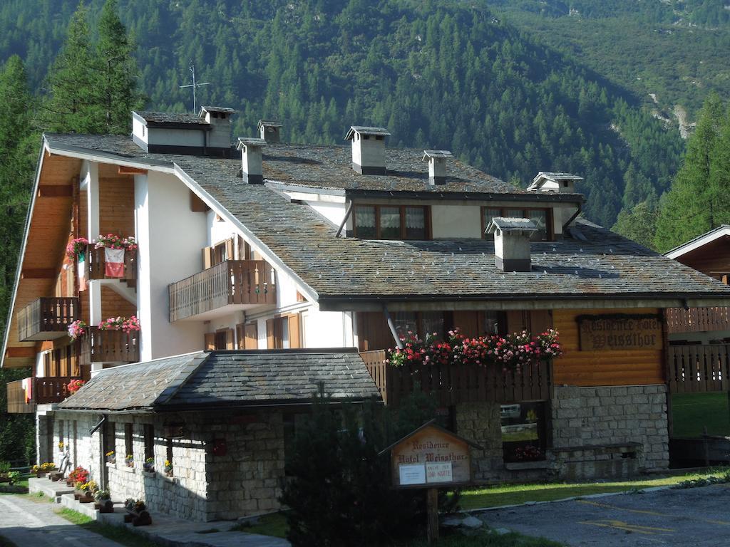 Aparthotel Weissthor 3*